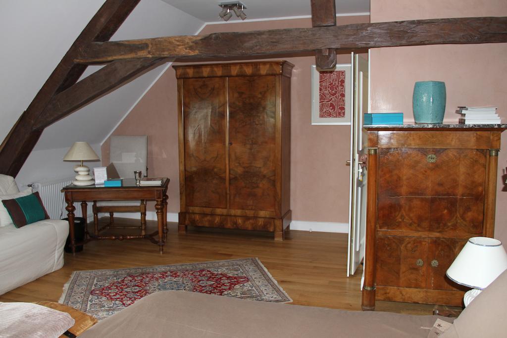 Chambres D'Hotes Les Chalands แซร์กูมีนส์ ห้อง รูปภาพ
